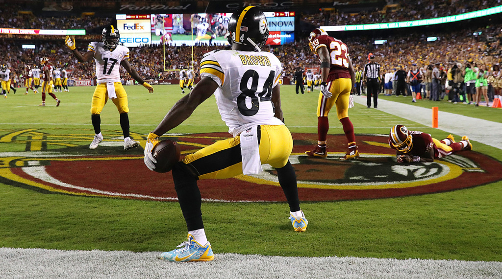 excessive-celebration-penalty-nfl-referees-flags-antonio-brown
